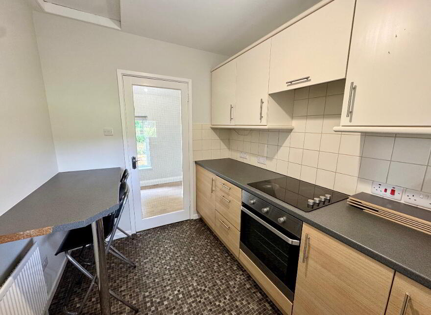 7B Bladon Park, Belfast, BT9 5LG