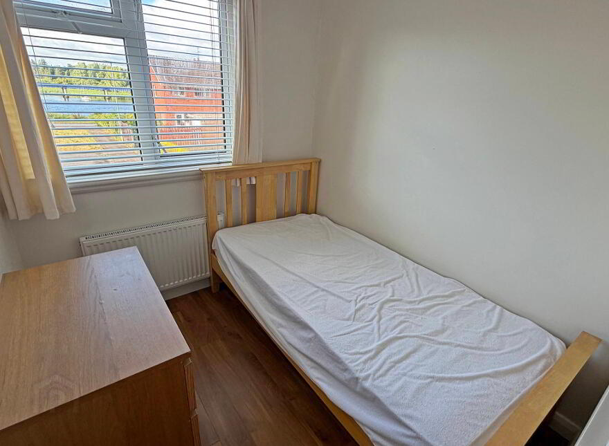 50 Kenvarra Park, Coleraine, BT52 1RT