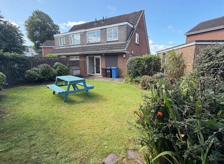 50 Kenvarra Park, Coleraine, BT52 1RT