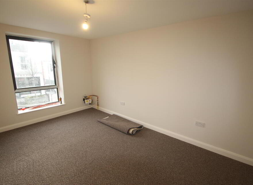 36 Main Street, Ballynahinch, BT24 8DN