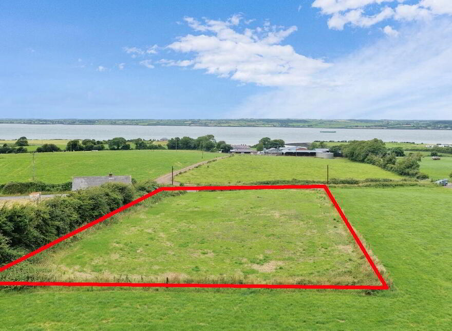 Carrowbane, Loughill