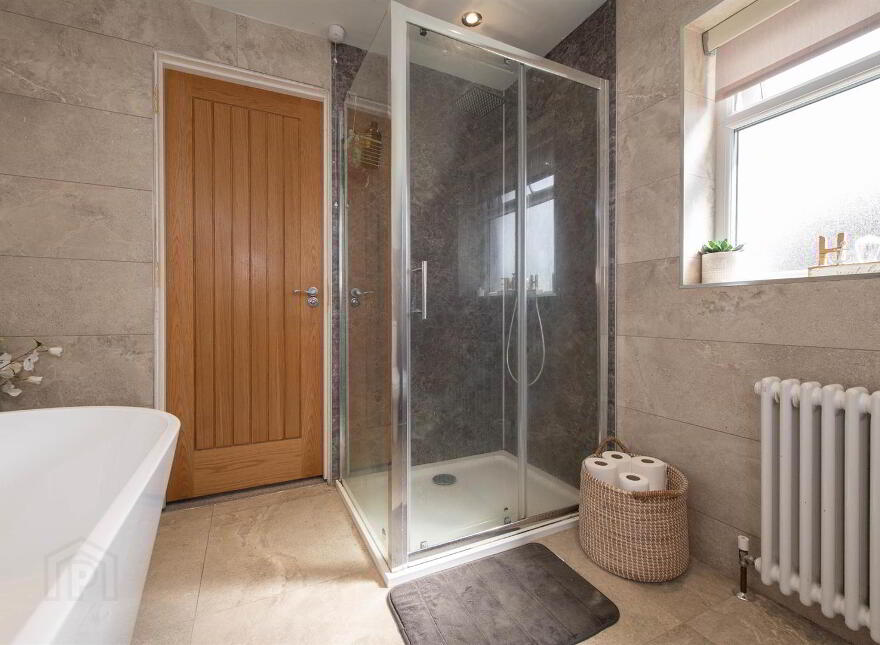 3 Manor Park, Ardfern, Downpatrick, BT30 6TP