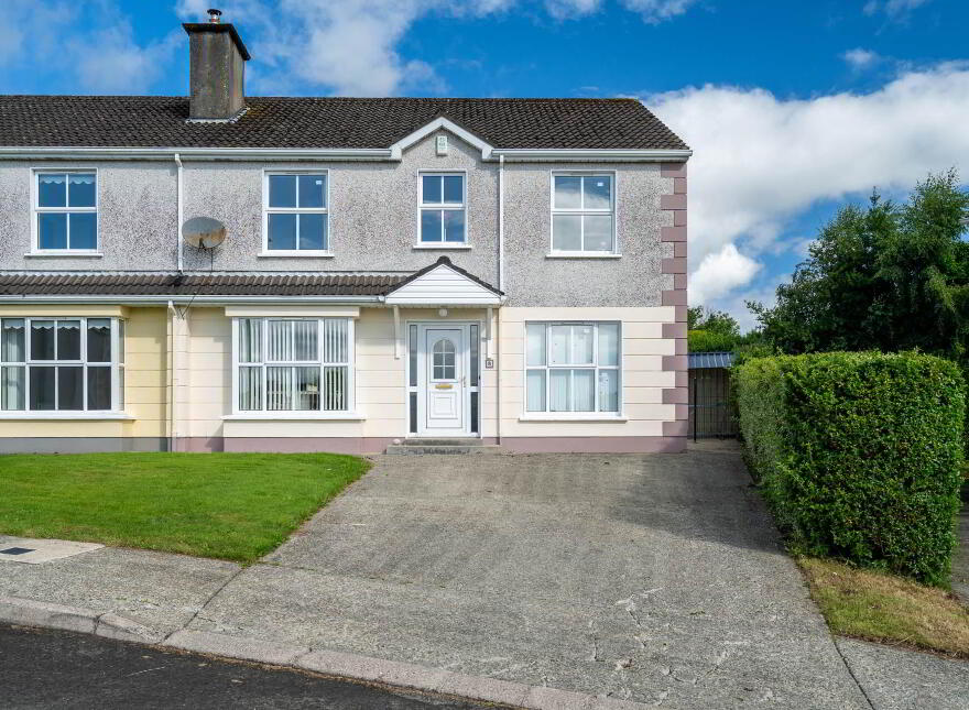 8 Beinn Aoibhinn, Letterkenny, F92F4E6 photo