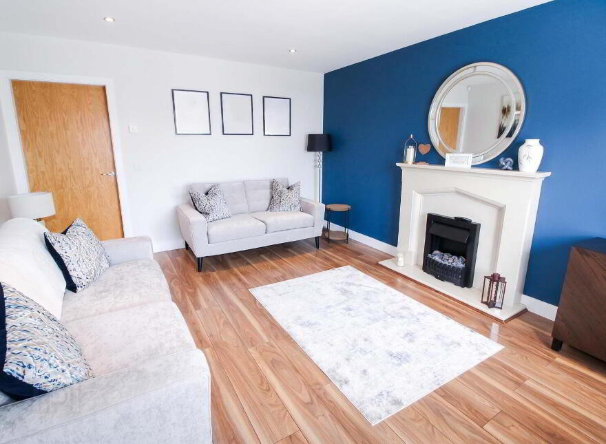 124 Farm Lodge Park, Greenisland, Carrickfergus, BT38 8YB