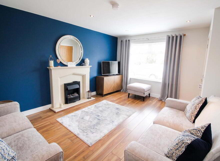 124 Farm Lodge Park, Greenisland, Carrickfergus, BT38 8YB