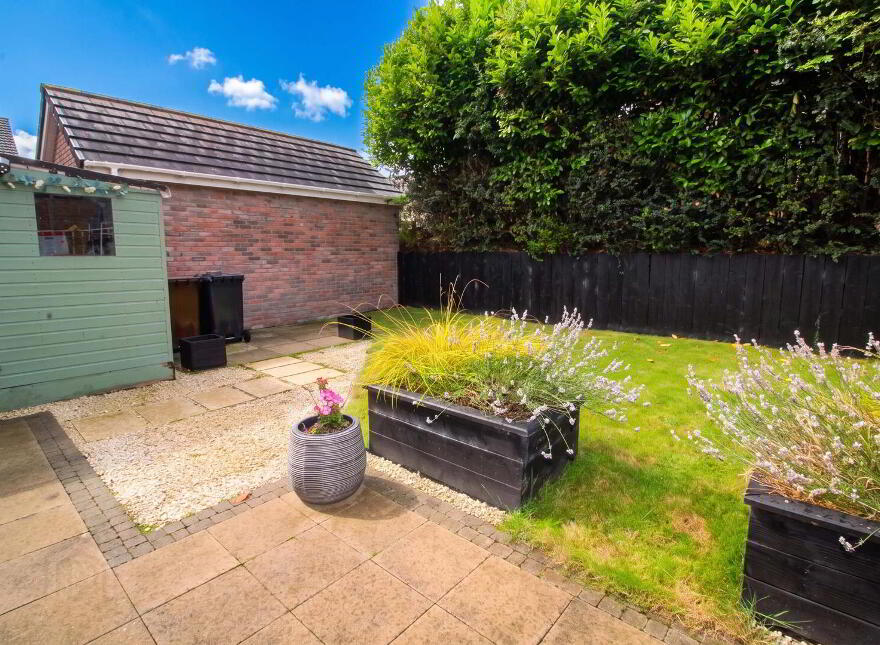124 Farm Lodge Park, Greenisland, Carrickfergus, BT38 8YB