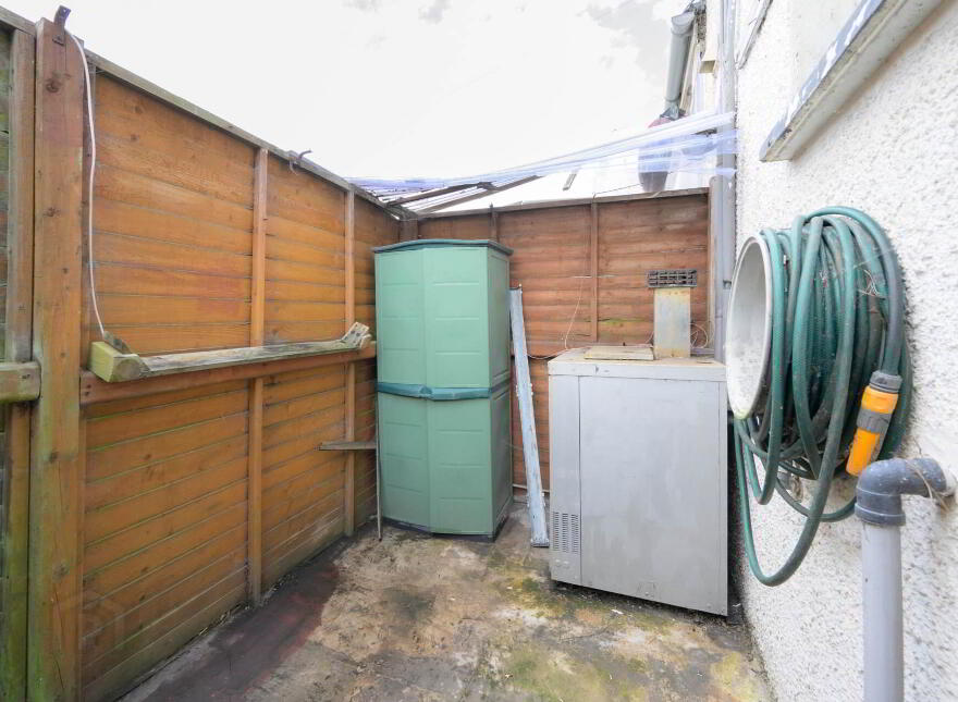 14 Meadowbank Avenue, Donaghadee, BT21 0HR