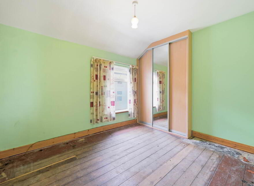 14 Meadowbank Avenue, Donaghadee, BT21 0HR