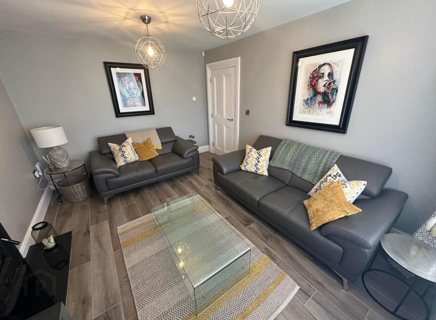 46 Fairfields Manor, Lisburn, BT28 3WA