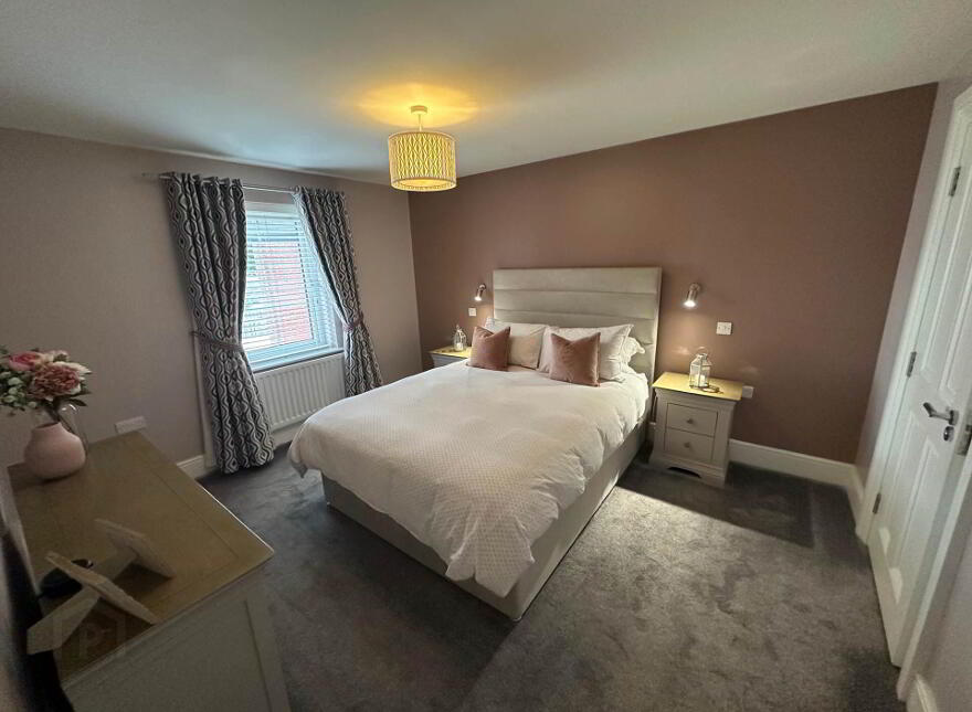 46 Fairfields Manor, Lisburn, BT28 3WA