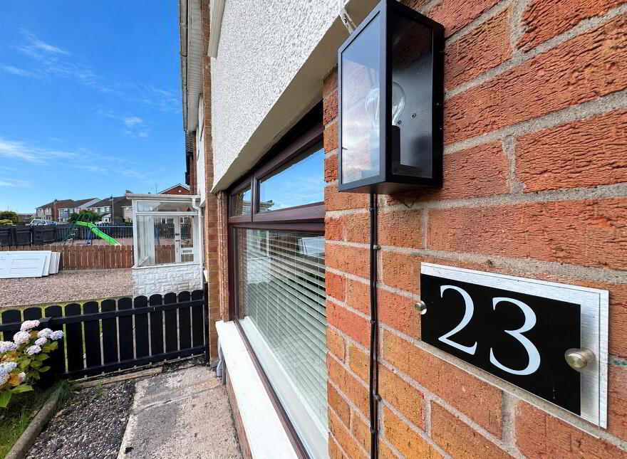 23 Ballyhenry Avenue, Glengormley, Newtownabbey, BT36 5AZ