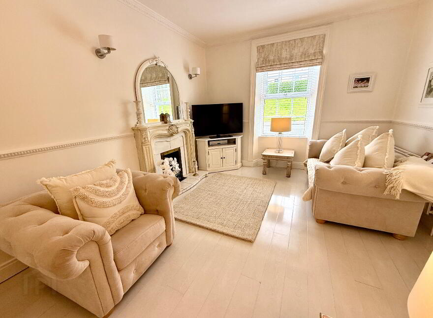 49 Elmwood Terrace, Derry, BT48 9JH