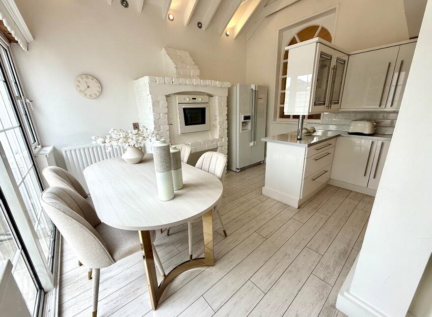 49 Elmwood Terrace, Derry, BT48 9JH
