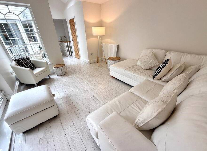 49 Elmwood Terrace, Derry, BT48 9JH