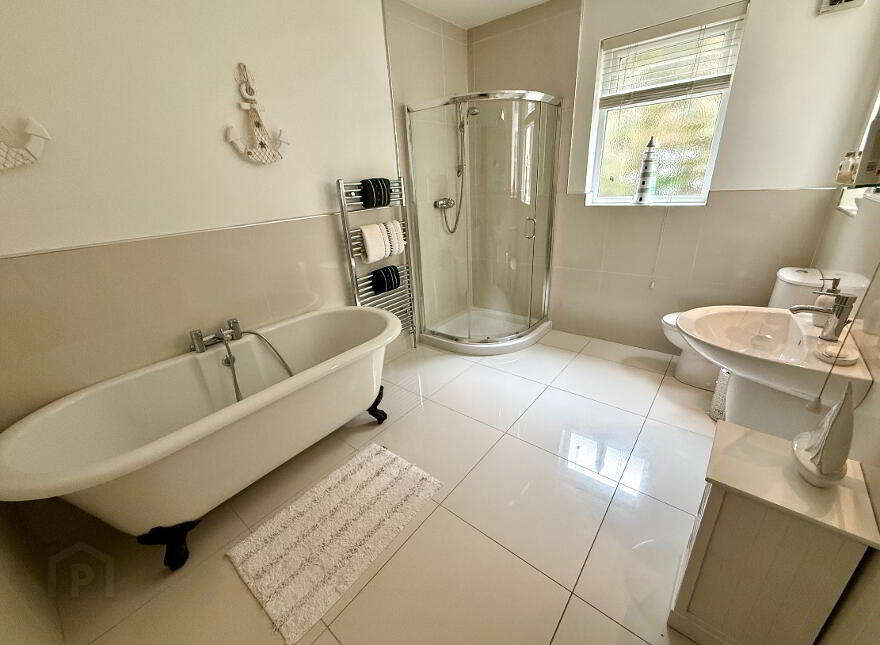 49 Elmwood Terrace, Derry, BT48 9JH