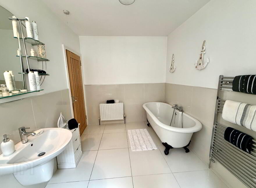 49 Elmwood Terrace, Derry, BT48 9JH