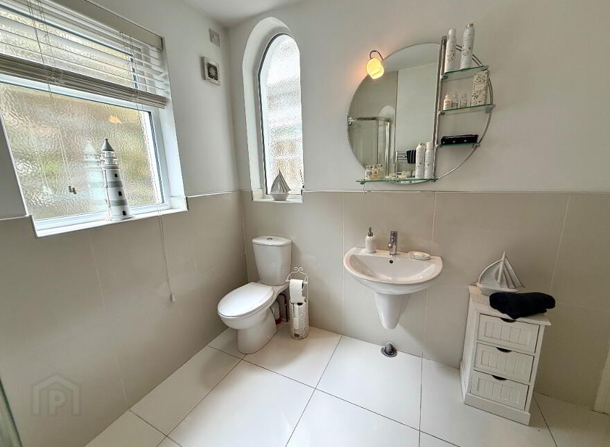 49 Elmwood Terrace, Derry, BT48 9JH