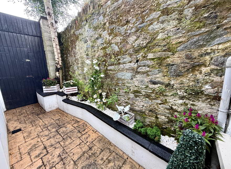 49 Elmwood Terrace, Derry, BT48 9JH