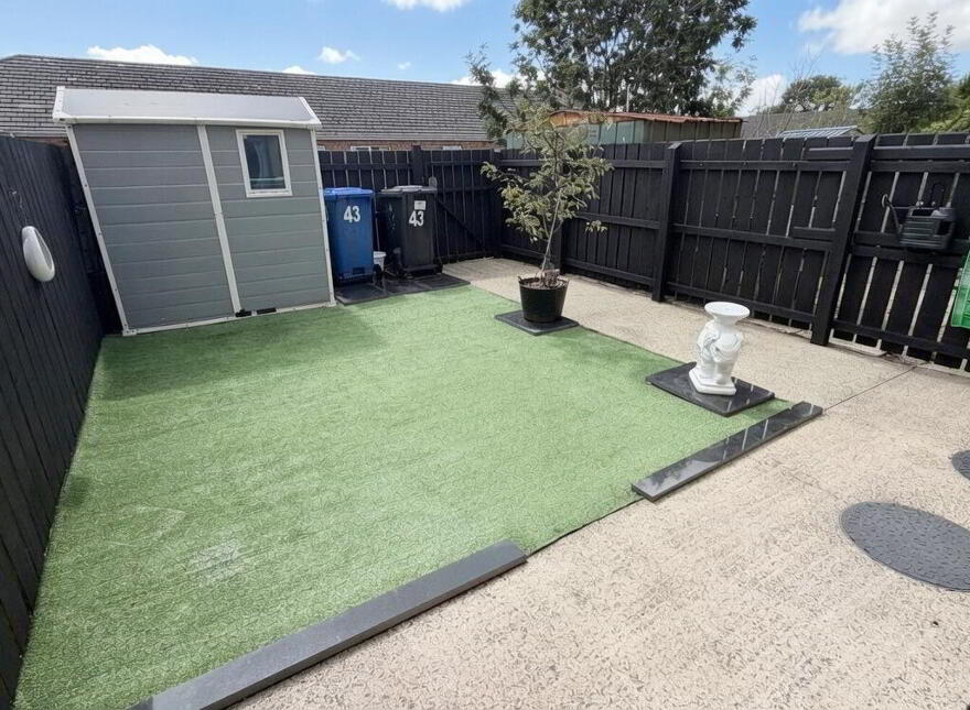 43 Brookmount Court, Coleraine, BT52 2EA