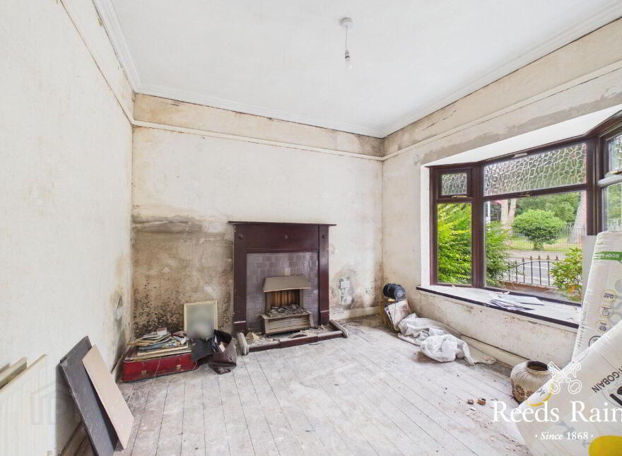 516 Falls Road, Belfast, BT12 6EP