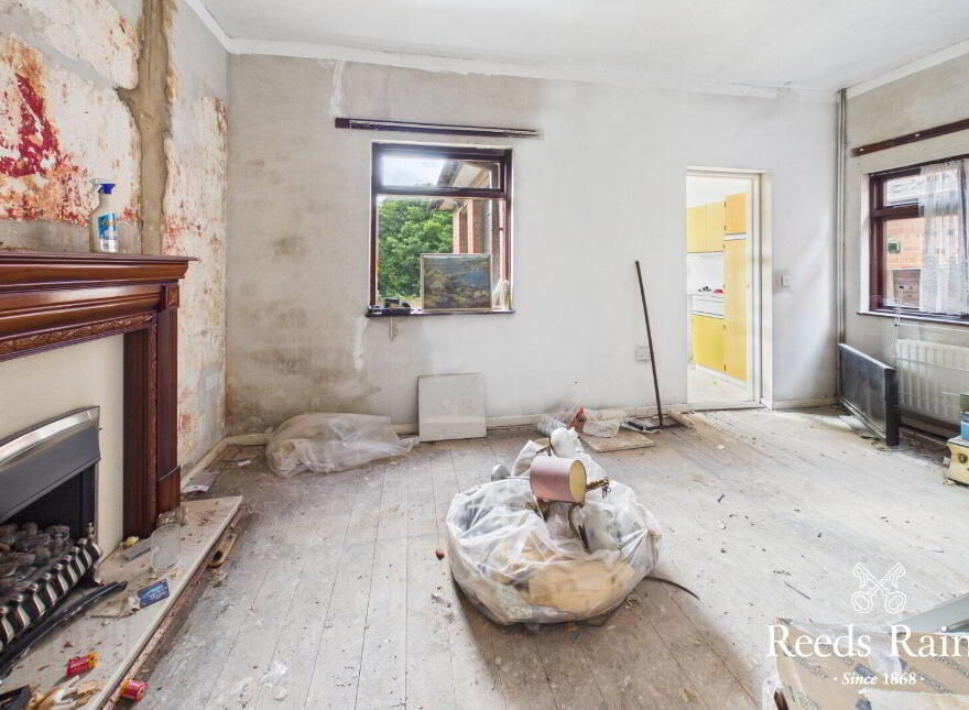 516 Falls Road, Belfast, BT12 6EP