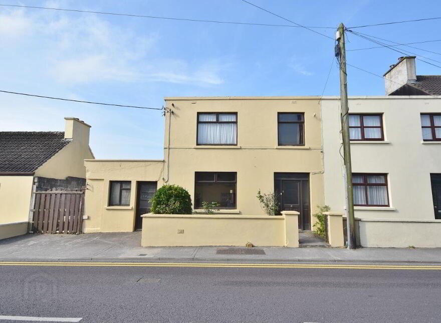 "Roseville", East End, Ballybunion, V31DR02 photo