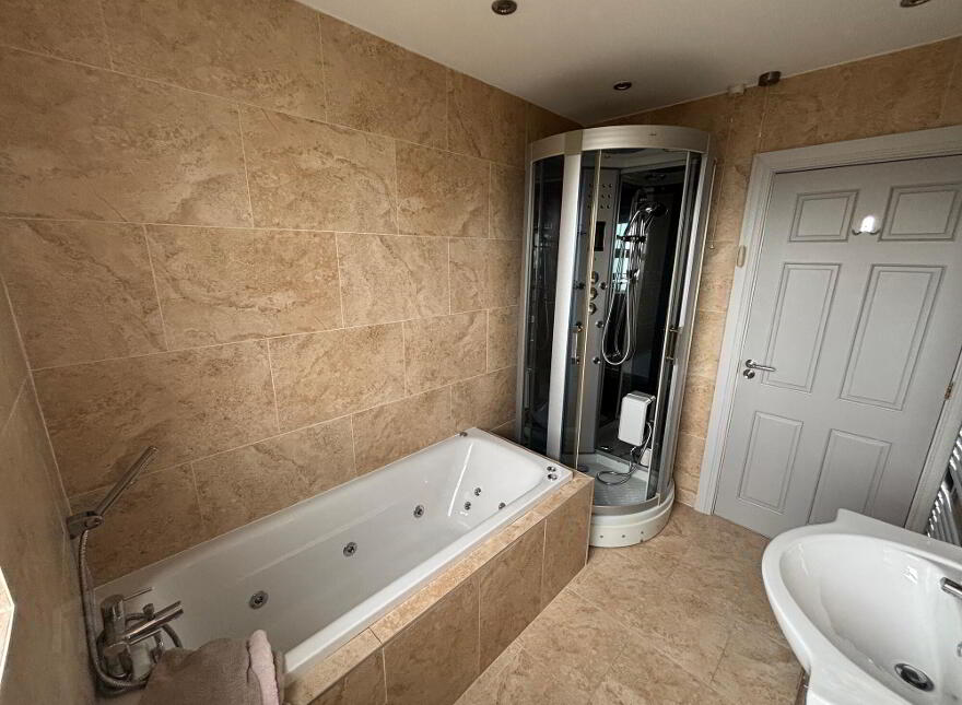 2 Glebe Way, Moira, BT67 0TQ