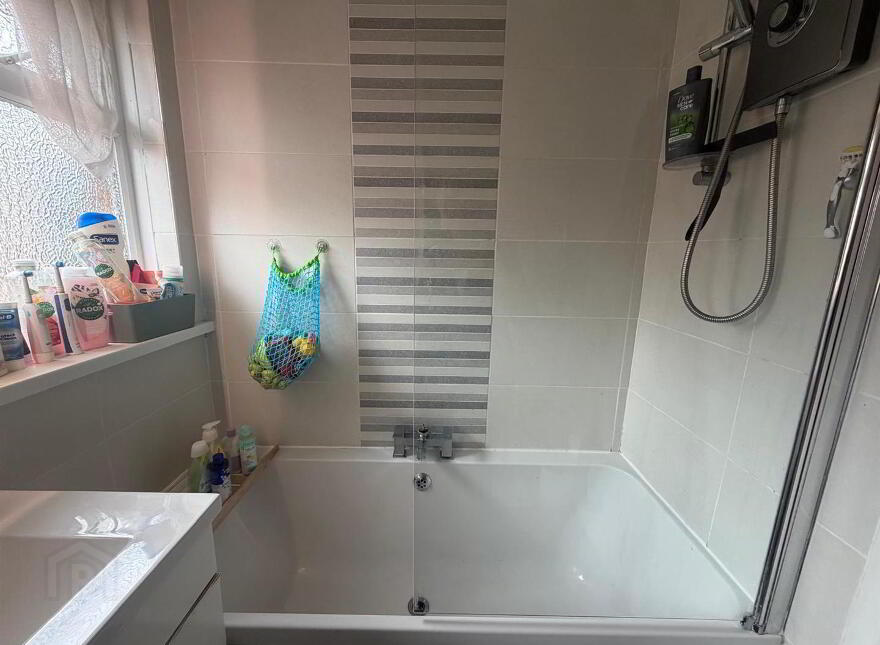 67 Woodburn Park, Waterside, L'Derry, BT47 5PT