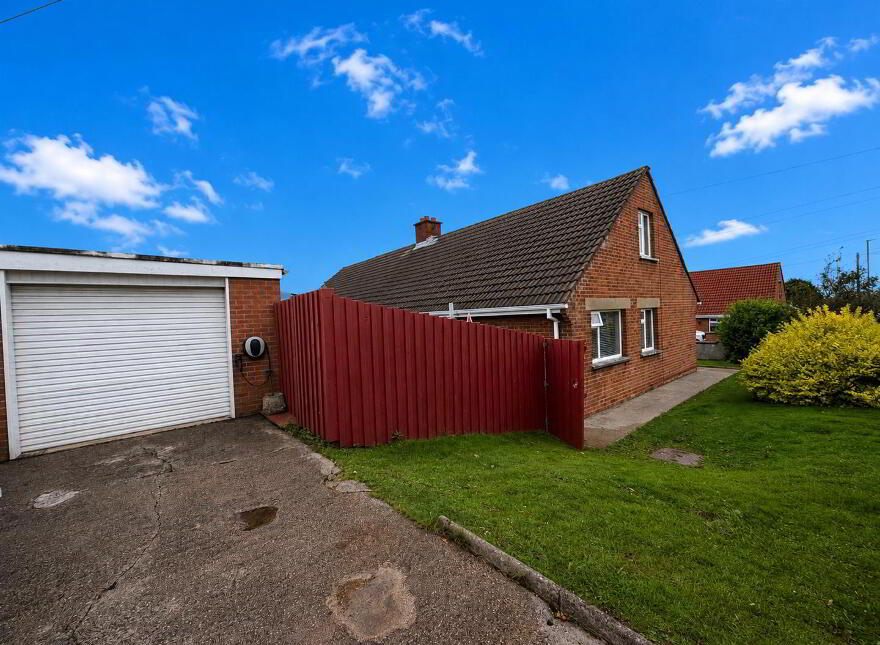 67 Woodburn Park, Waterside, L'Derry, BT47 5PT