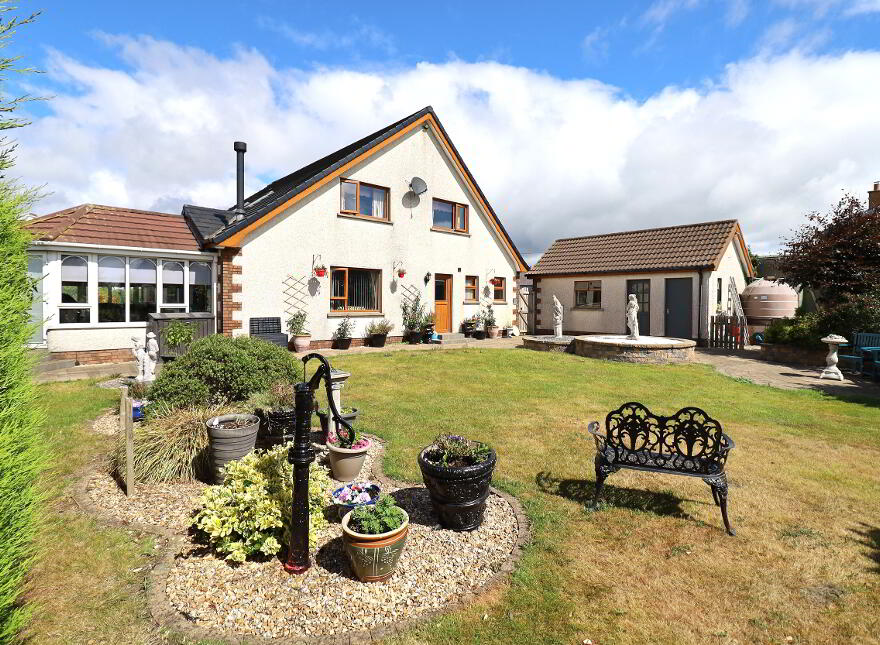 62 Newcastle Road, Kilkeel, BT34 4ND