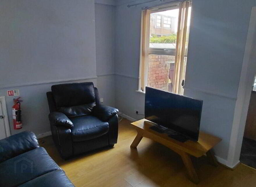 2 Strandview Street, Belfast, BT9 5FF