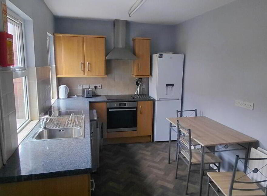 2 Strandview Street, Belfast, BT9 5FF