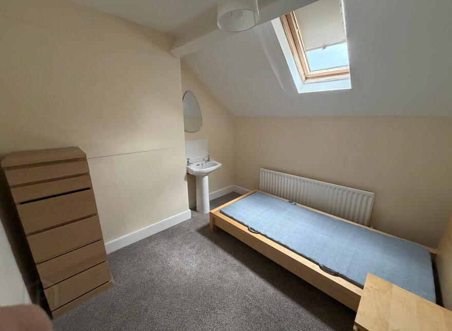 48 Candahar St, Belfast, BT7 3AR