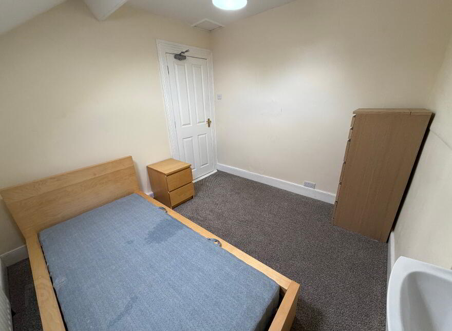 48 Candahar St, Belfast, BT7 3AR