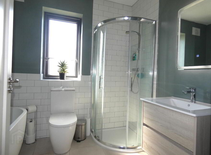 1 Curate's Court, Roslevan, Ennis, V95F86T