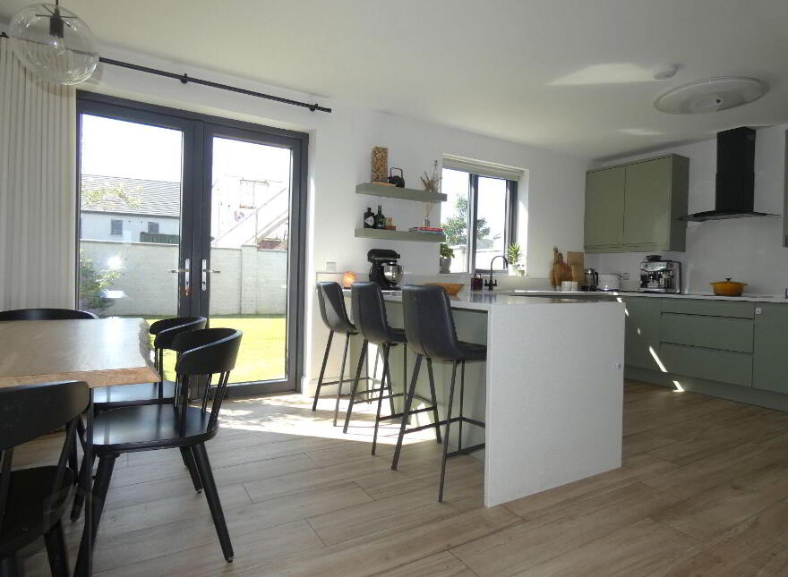 1 Curate's Court, Roslevan, Ennis, V95F86T