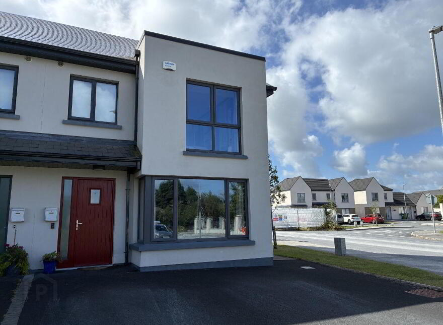 1 Curate's Court, Roslevan, Ennis, V95F86T