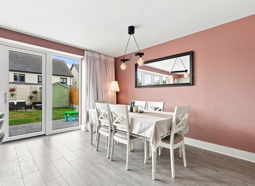 39 Knightsgate Avenue, Rush, K56H590