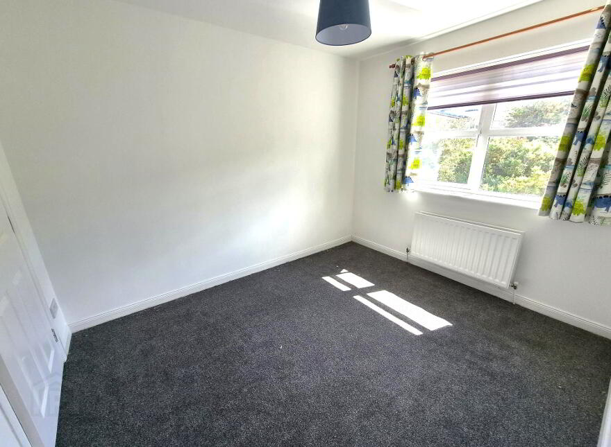 94 Shepherds Glen, Waterside, L'Derry, BT47 2GA