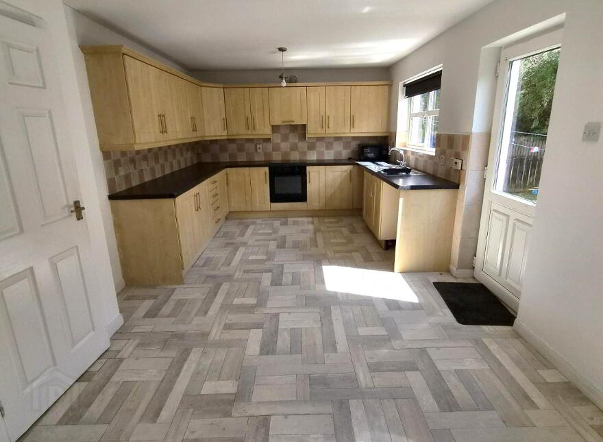 94 Shepherds Glen, Waterside, L'Derry, BT47 2GA