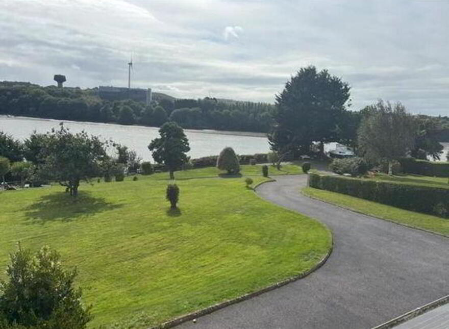 Buncoille, Monkstown, T12EWC8