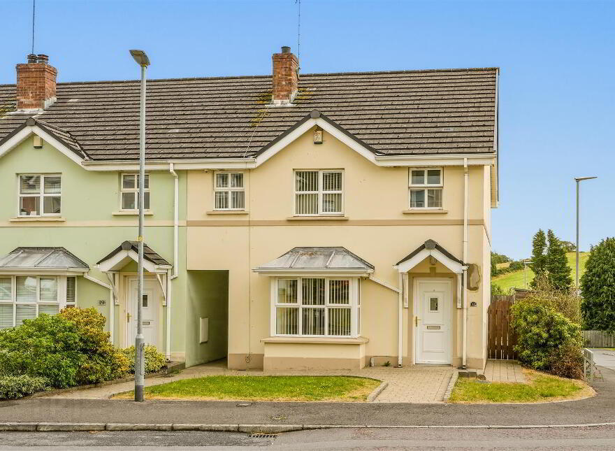 17 Todd`s Hill Park, Saintfield, BT24 7FB photo