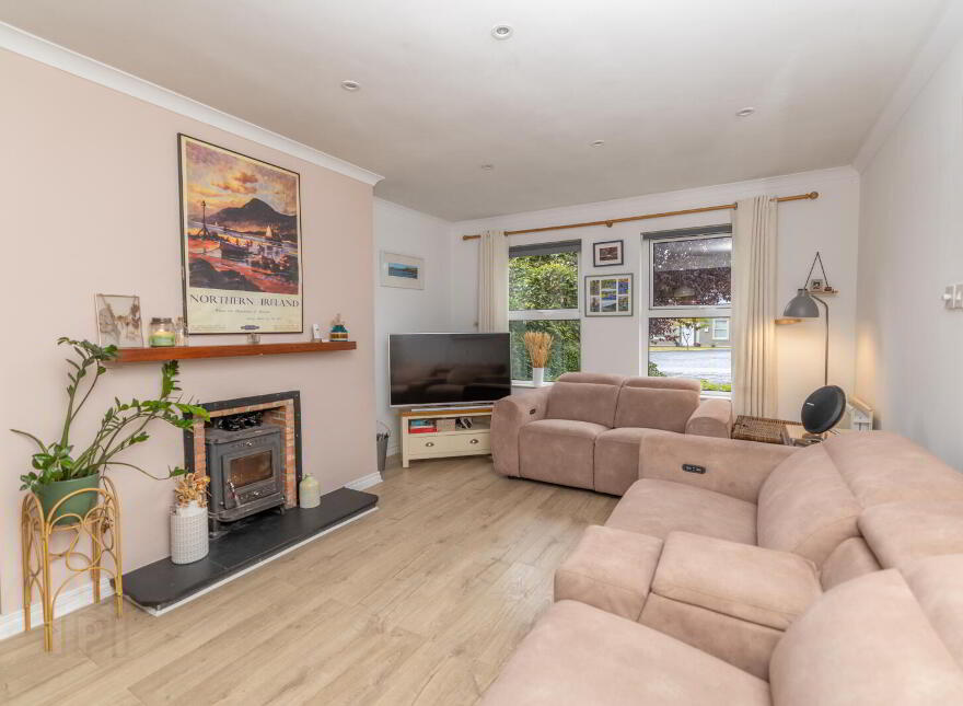 40 Church Court, Clough, Downpatrick, BT30 8QX