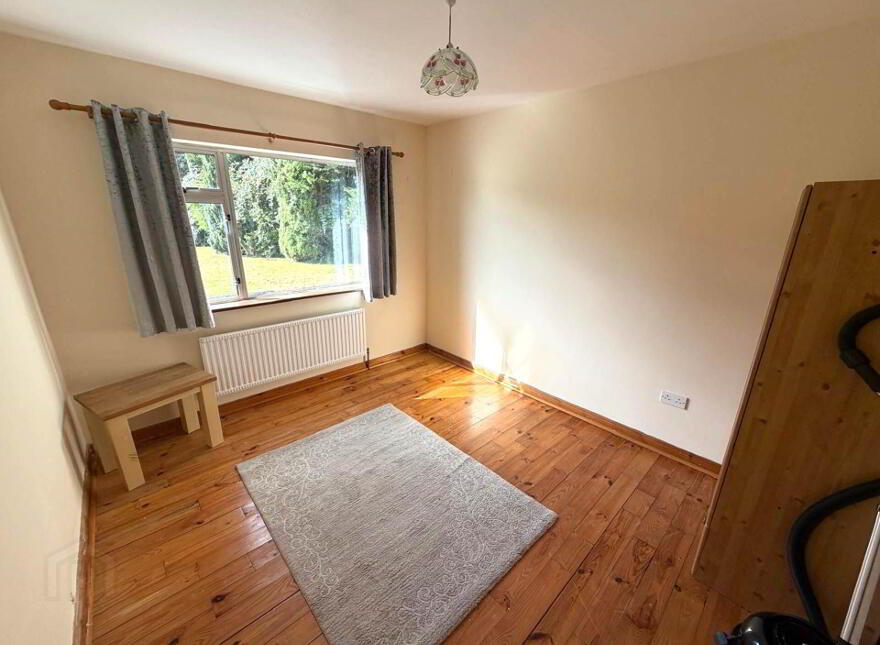 Bungalow +, Garage 0.8 Acres, Portarlington, R32N4N8