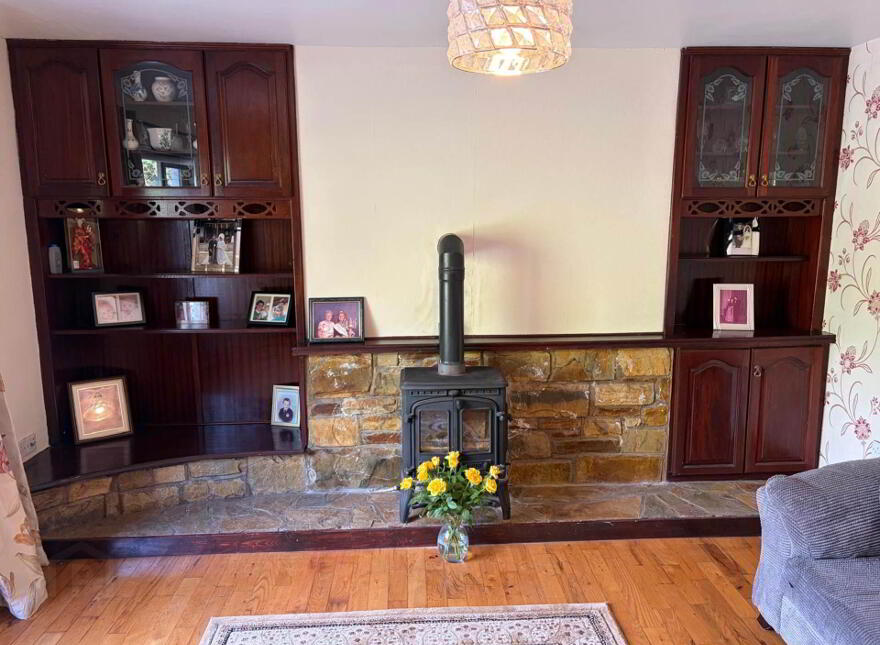 Bungalow +, Garage 0.8 Acres, Portarlington, R32N4N8