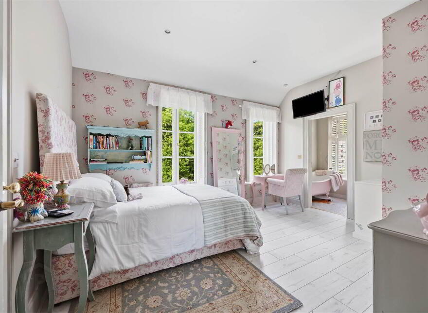 'Beechville', 10 Coastguard Avenue, Helen's Bay, BT19 1JY