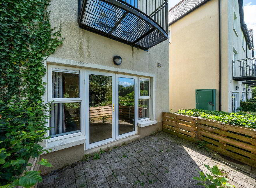 7 The Berkley, Newtownforbes, N39CN13