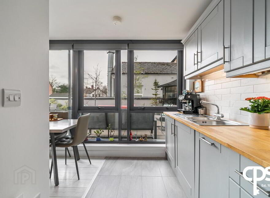 Apartment 1 152 Malone Avenue, Belfast, BT9 6ET