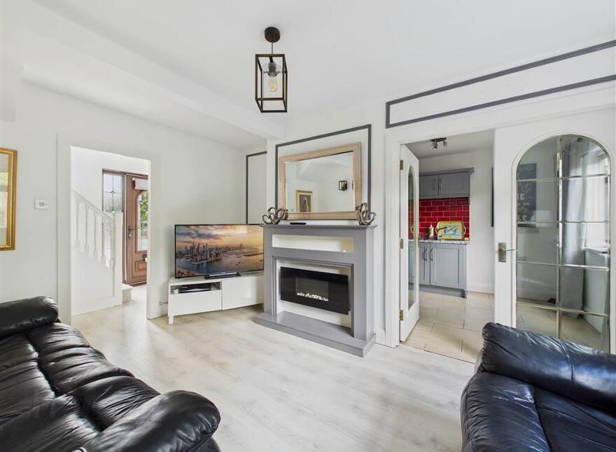 2 Ballymurphy Road, Belfast, BT12 7JL