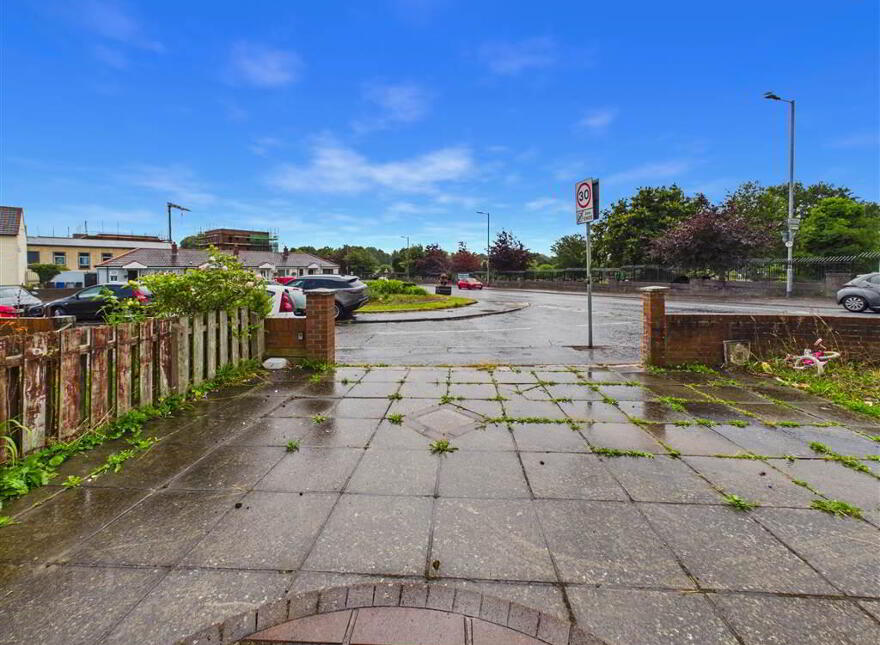 2 Ballymurphy Road, Belfast, BT12 7JL